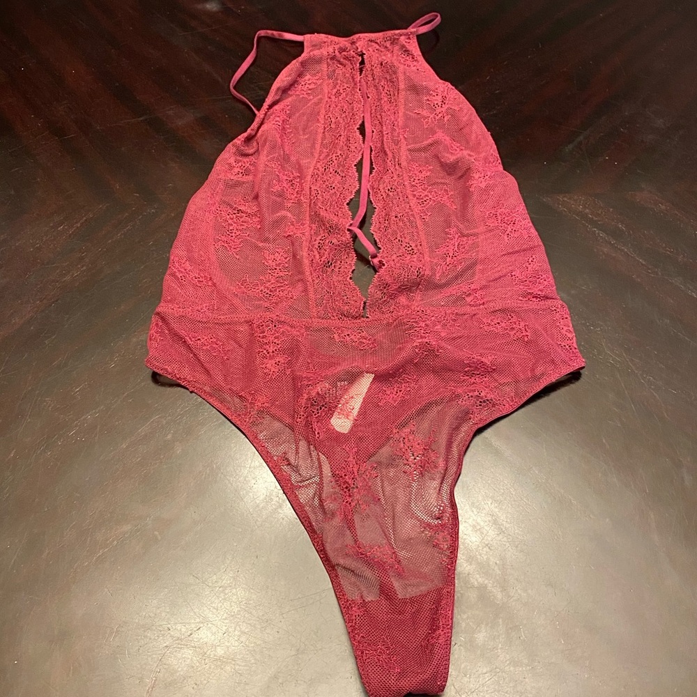 COPY - NWT VS maroon lingerie